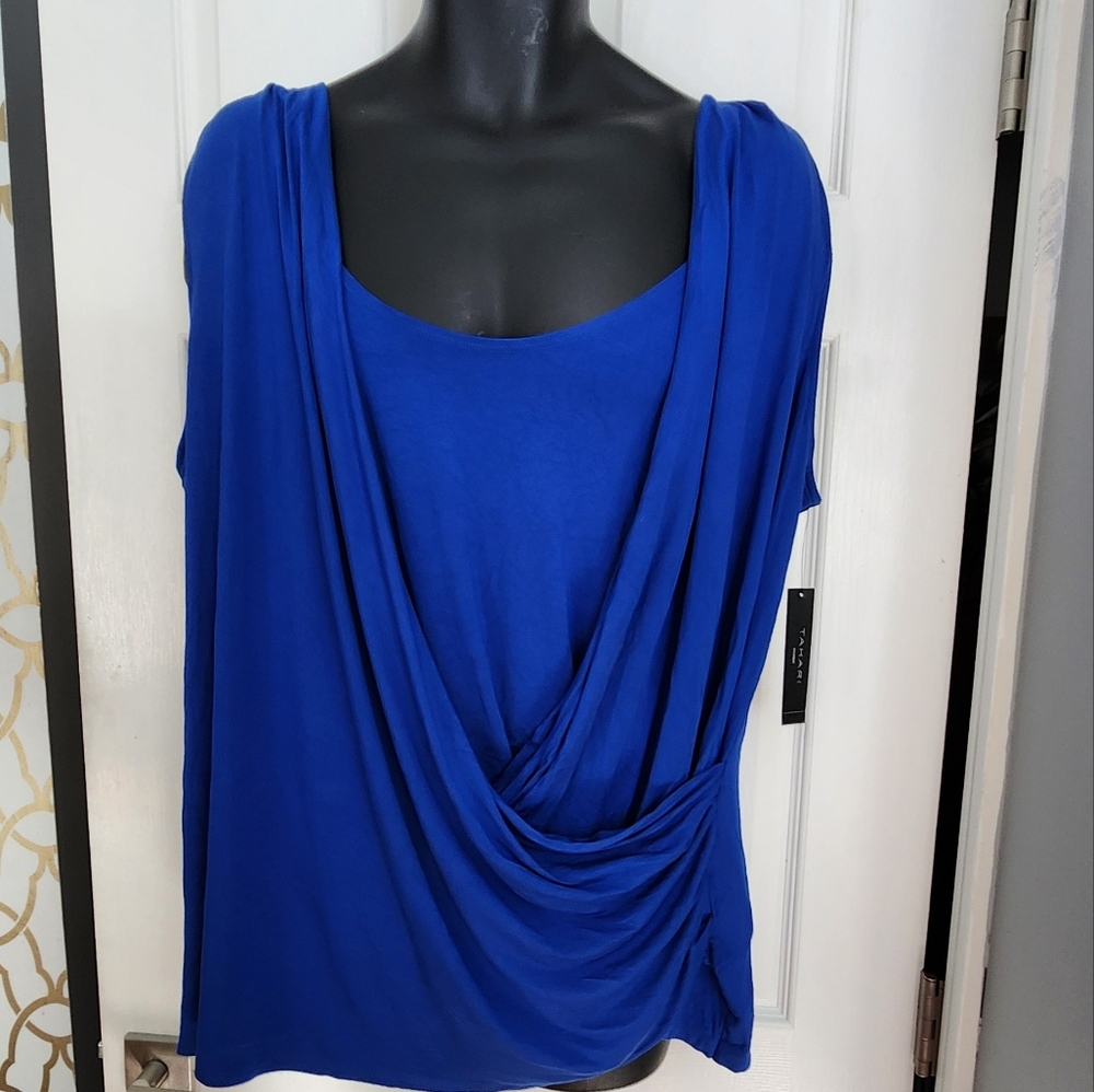 Tahari Top Womens 3X Blue Sleeveless Soft Knit Pullover Casual Blouse EMILY Knit